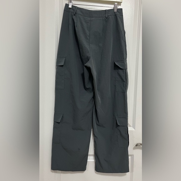 SHEIN Gray Cargo Pants Women’s Size M Utility Straight Leg - Picture 4 of 11
